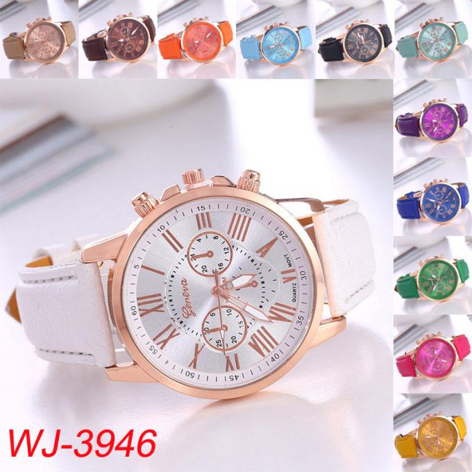 WJ-8415女性の方法手の革バンド合金の箱の腕時計